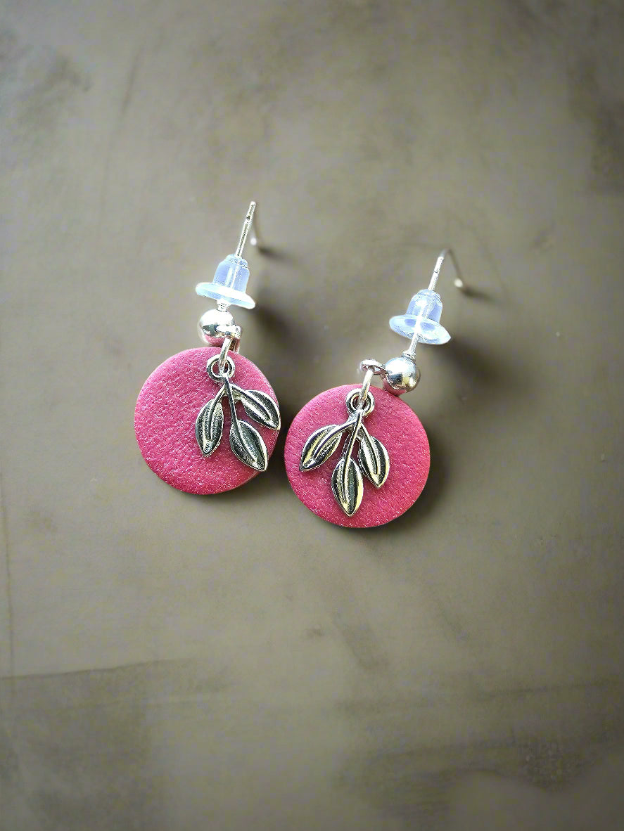 Danity Silver Leaf Earrings
